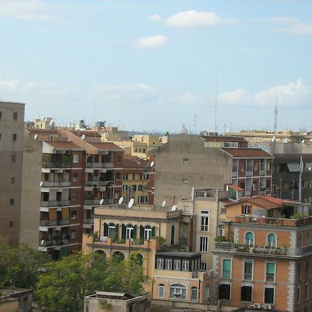 Appia Nuova Holiday B&B Roma Quarto foto