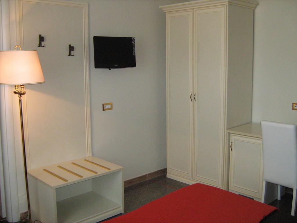 Appia Nuova Holiday B&B Roma Quarto foto